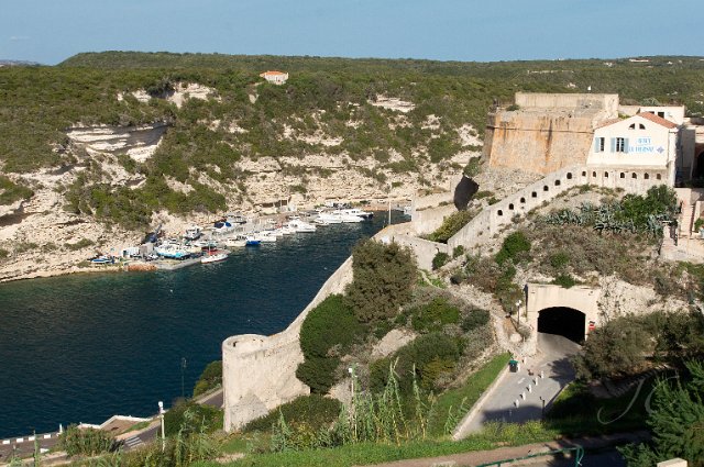 0314 Bonifacio.jpg - SONY DSC